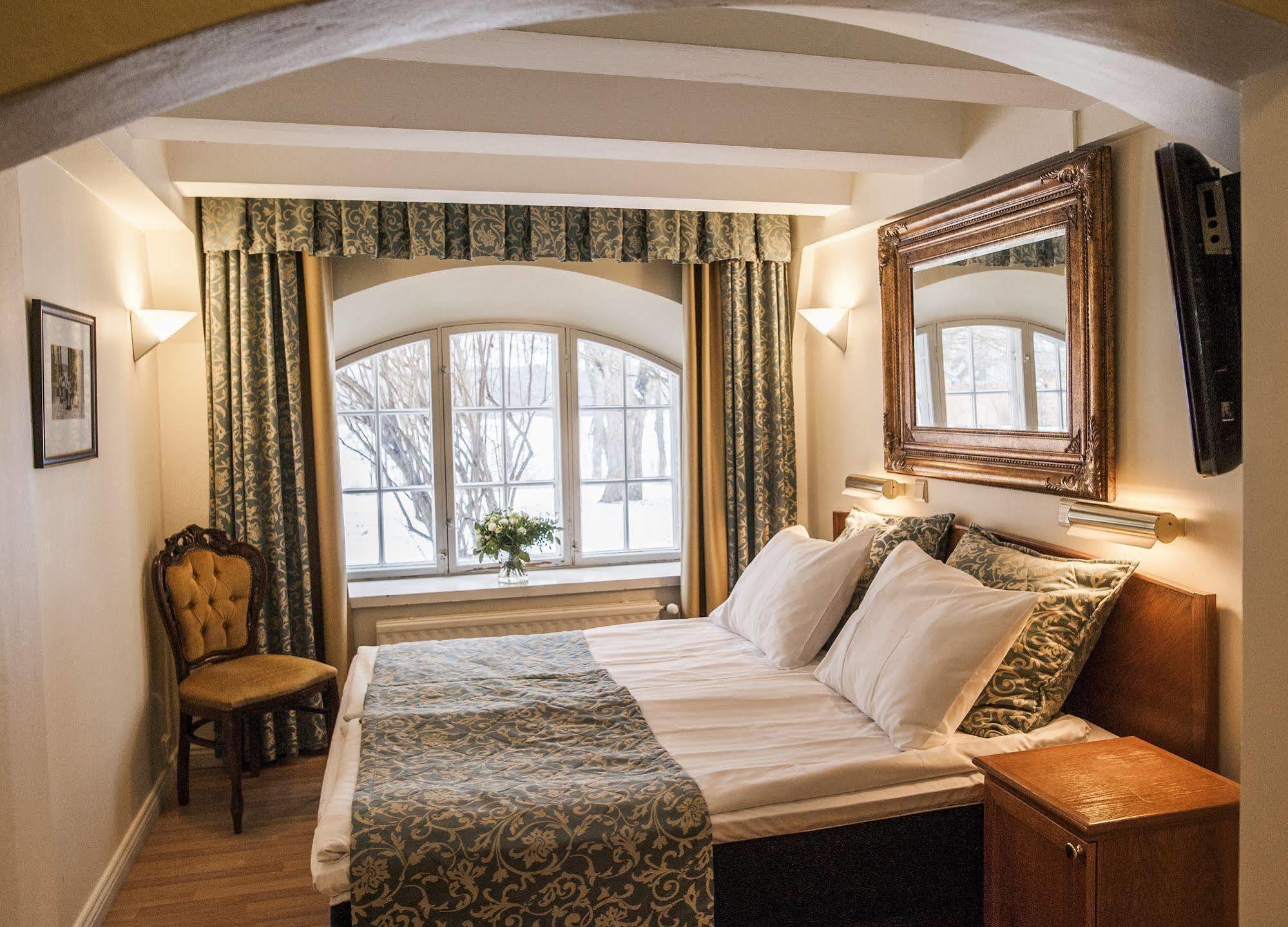 Hotel Vanajanlinna Harviala ภายนอก รูปภาพ